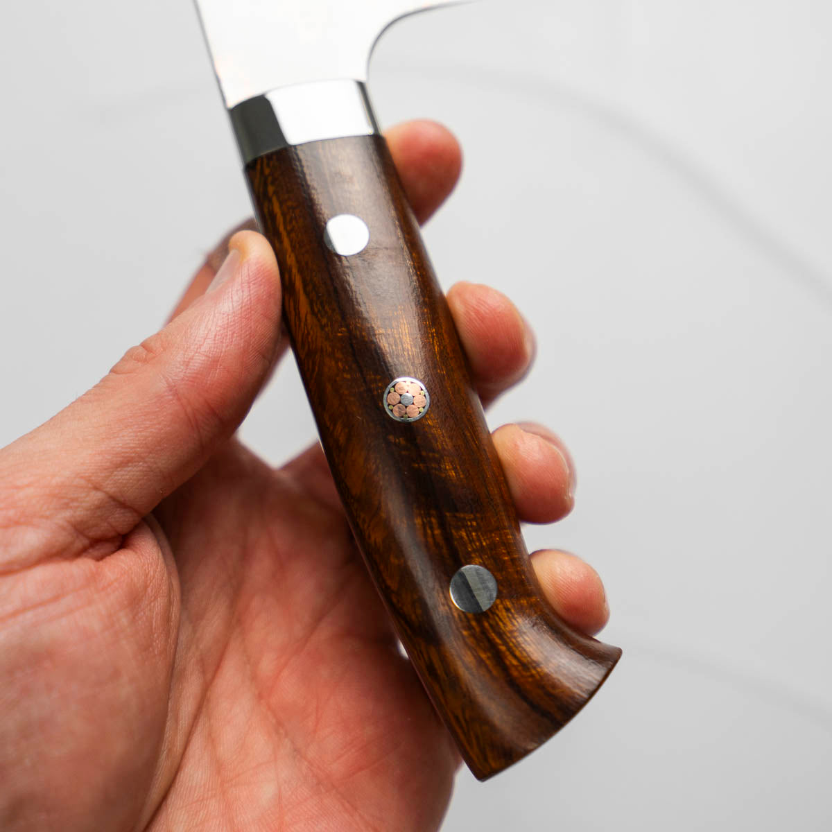 Takeshi Saji Blue 2 Rainbow Damascus Nakiri 175mm