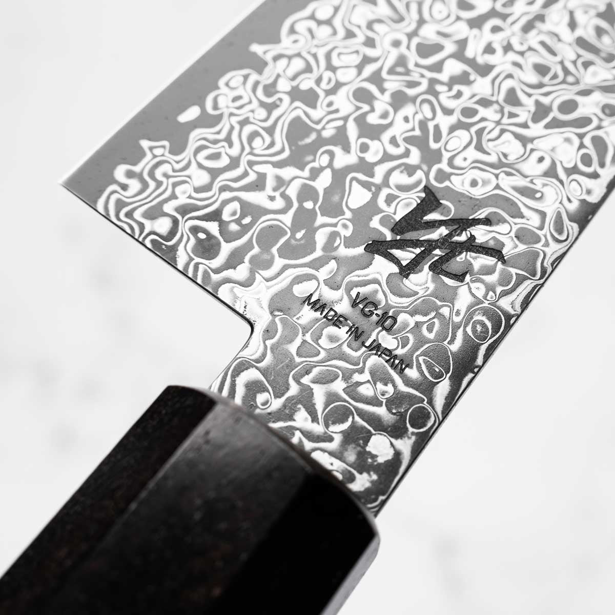 Toshitaka VG10 Damascus Bunka 180mm - Ebony & White Spacer