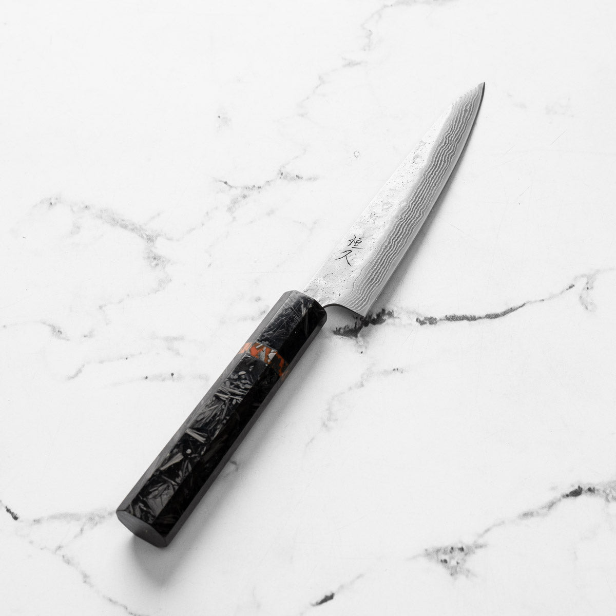 Tsunehisa 440C Damascus Tsuchime Petty 135mm - Carbon Fibre