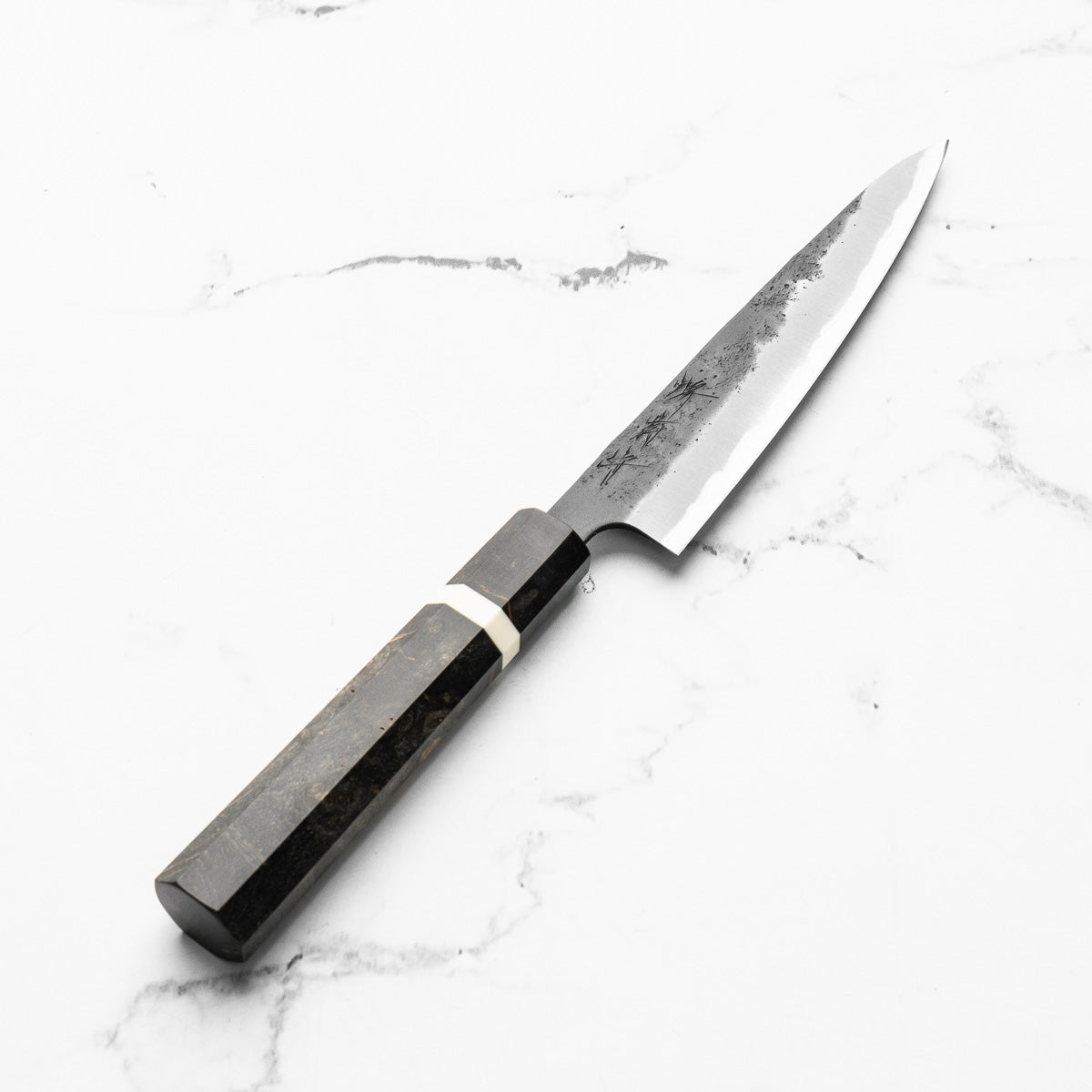 Sakai Kikumori Blue Super Kurouchi Petty 135mm - Dyed Maple w/White Stripe