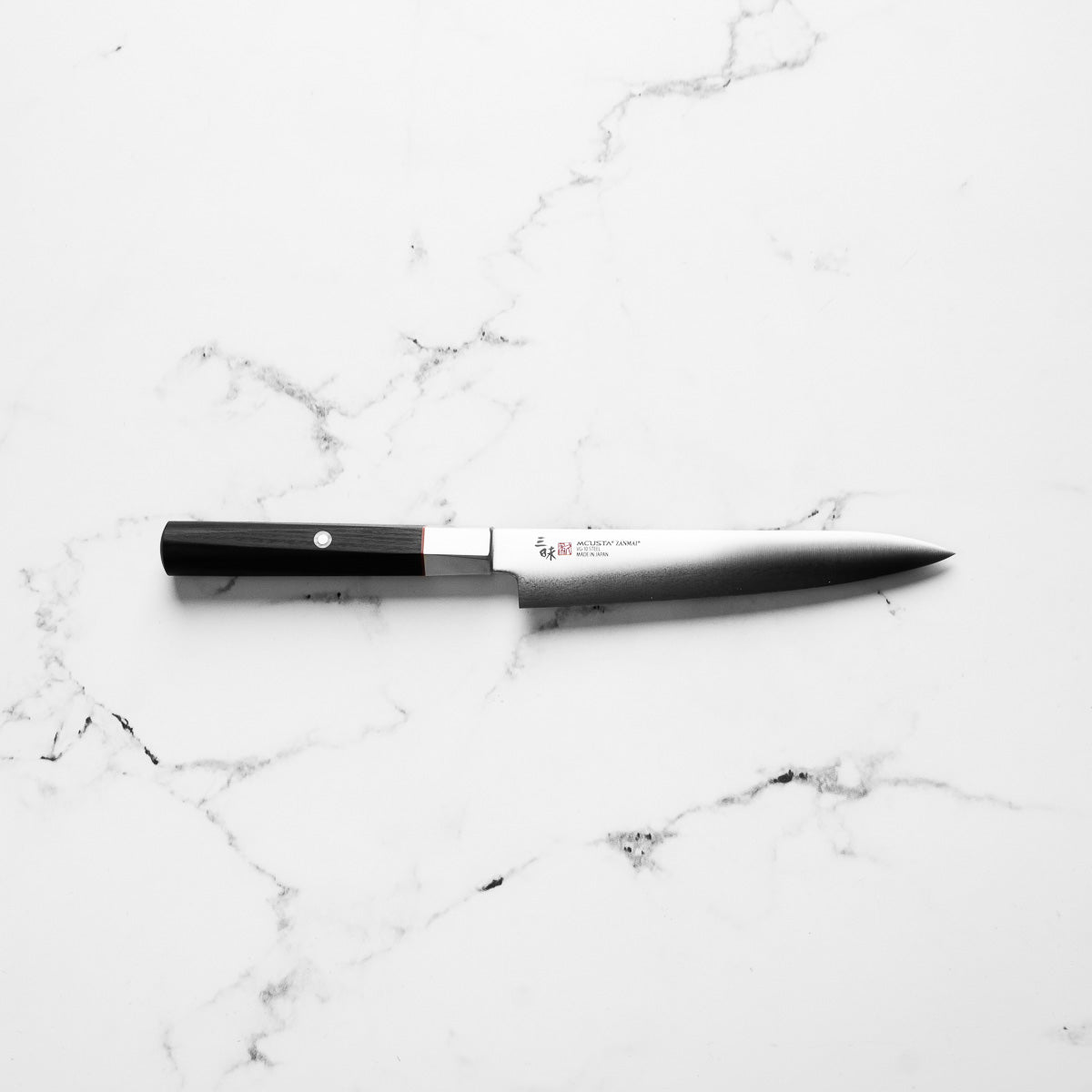 Mcusta Zanmai "Hybrid" VG10 Petty 150mm - handle detail