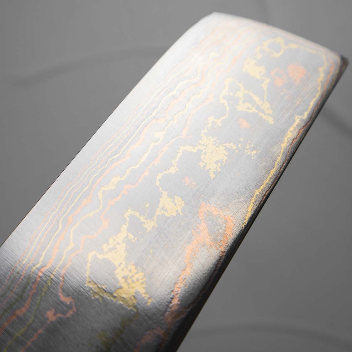 Takeshi Saji Blue 2 Rainbow Damascus Nakiri 175mm