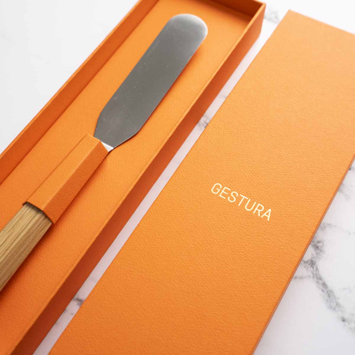 Gestura Esa Offset Spatula – Chefs Edge - Handmade Japanese