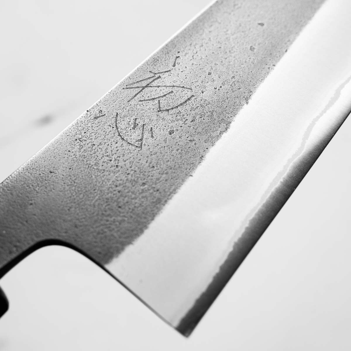Yoshikane (Hatsukokoro) White 2 Kurouchi Nashiji Stainless Clad
