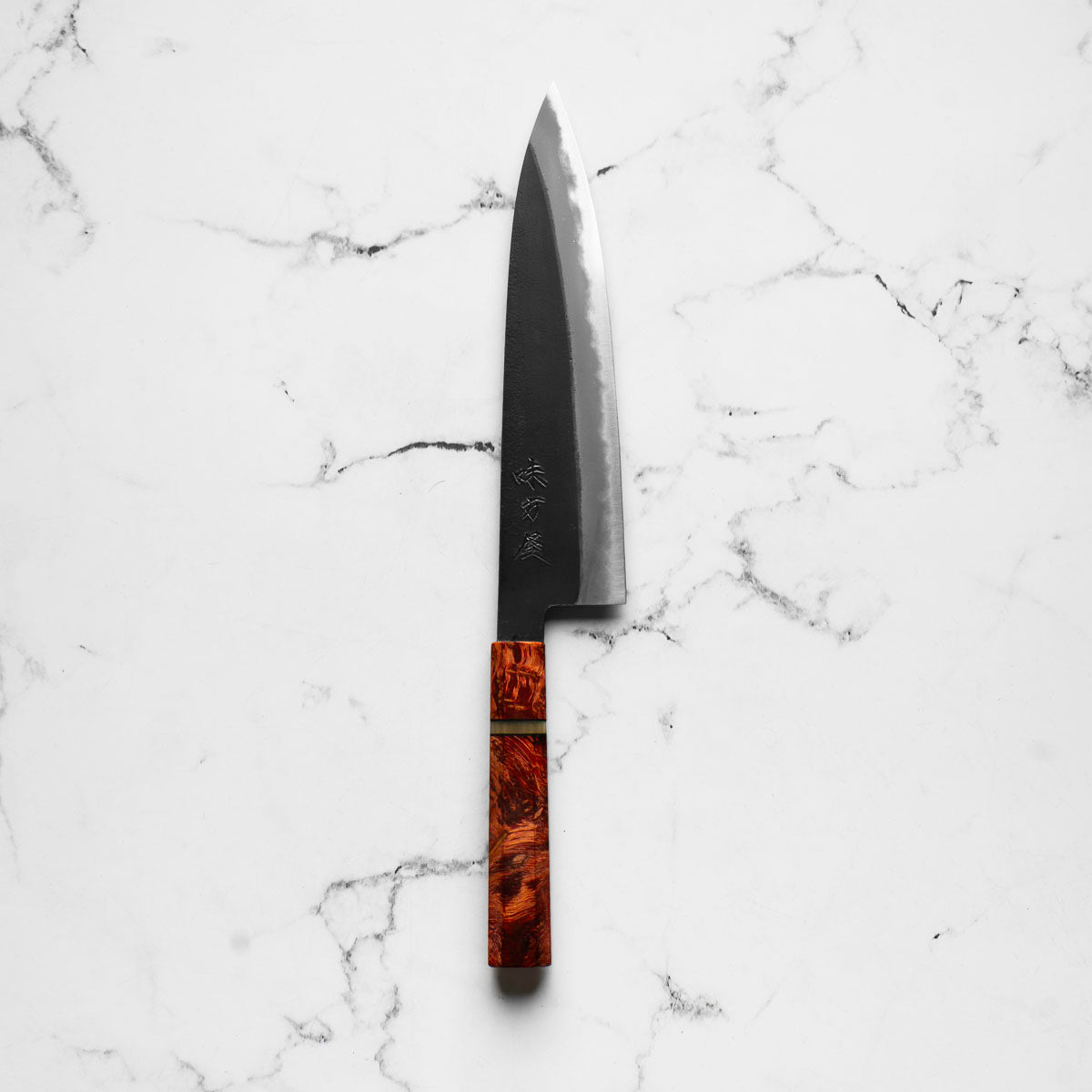 Mutsumi Hinoura Ajikataya White 2 Gyuto 210mm - Resin (Red) - blade detail