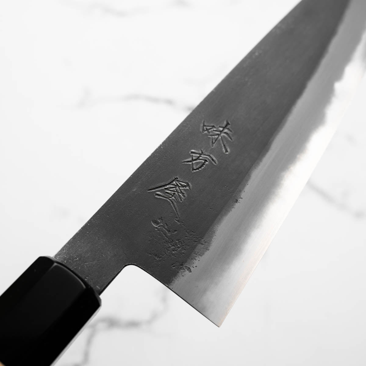 Mutsumi Hinoura Ajikataya White 2 Gyuto 210mm - Lauraceae & Black Horn