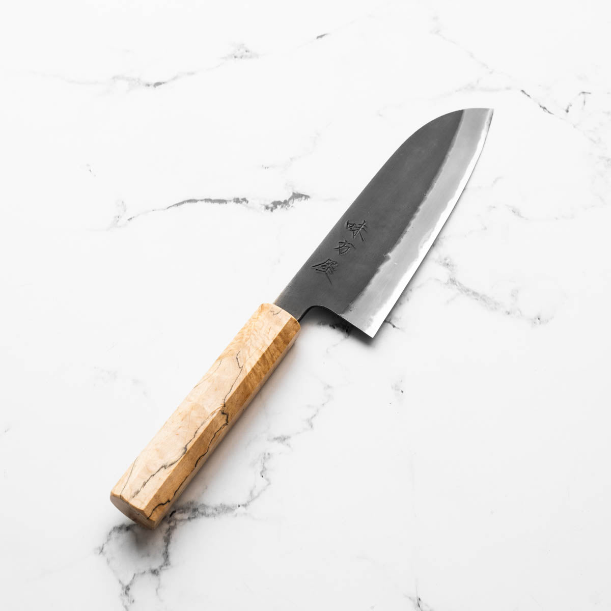 Mutsumi Hinoura Ajikataya White 2 Santoku 165mm - Spalted Maple - angled view