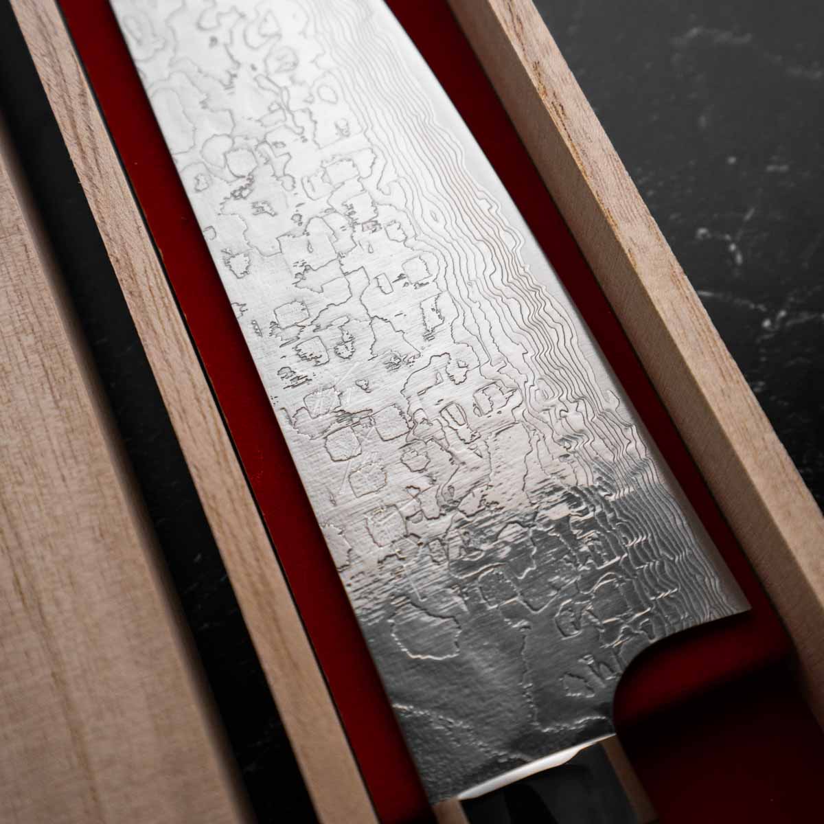 Takeshi Saji R2/SG2 Diamond Damascus Bunka 175mm – Chefs Edge